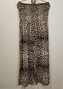 Animal Print jumpsuit with flared legs and crop top. Size 3X